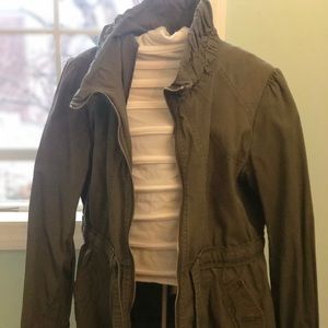 Fitted Utility/Trench coat in Military green